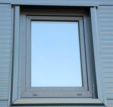 Detail zapravení okna