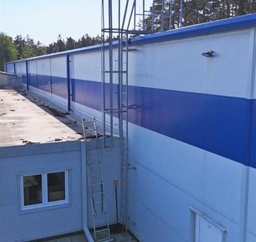 Detail požárního žebříku hala Rapotice