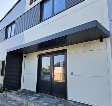 Vstupní část montované haly ELEGANT