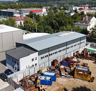 Výrobní hala Ostrava pohled z dronu